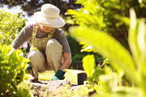 Booking and quotation process for local gardeners